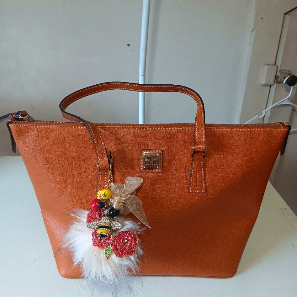 Dooney & Bourke Tan New Without Tags Tote